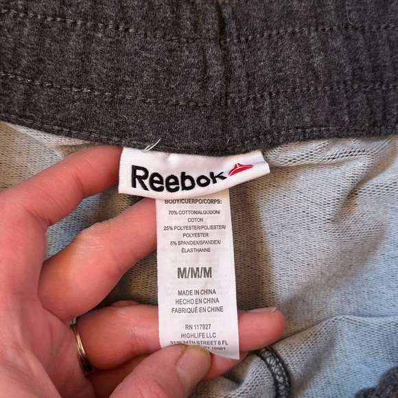 Reebok Women’s Dark Gray Athleisure Joggers Size Medium - Picture 9 of 12